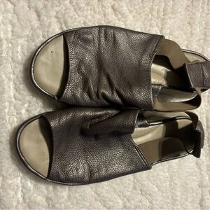 Flexx Metalic Silver sandals